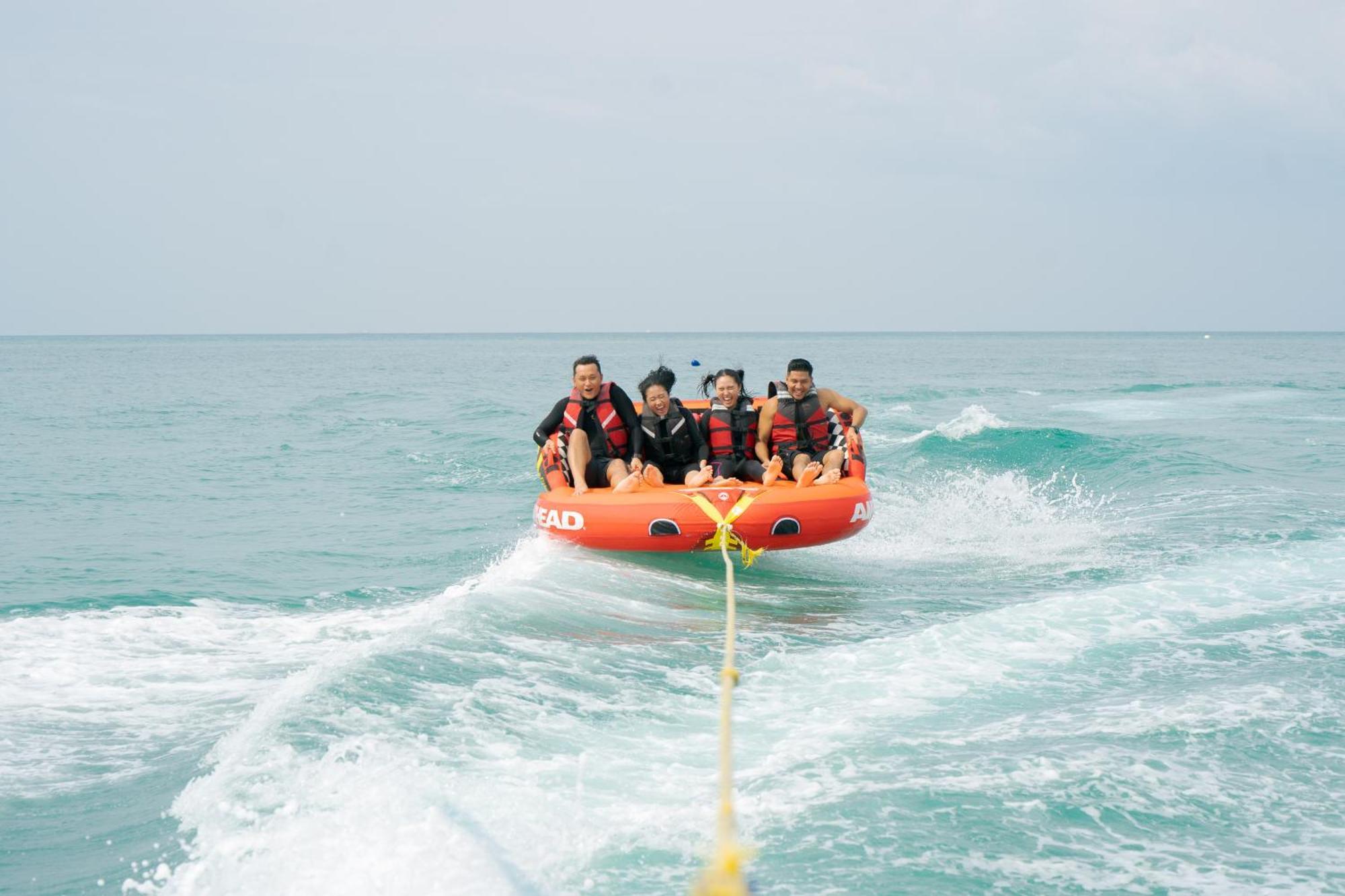 Indra Maya Pool Villas Lagoi Ngoại thất bức ảnh