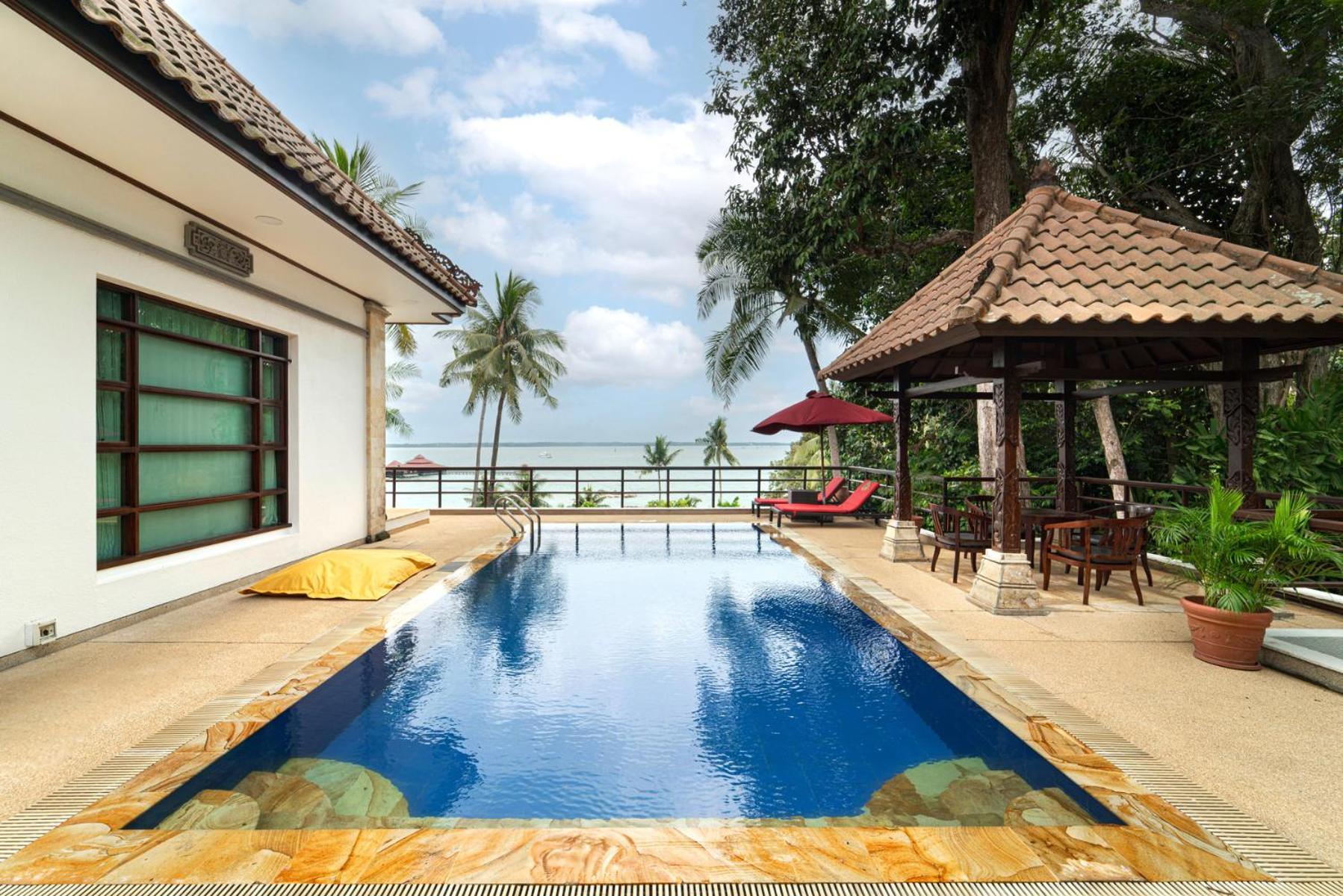 Indra Maya Pool Villas Lagoi Ngoại thất bức ảnh